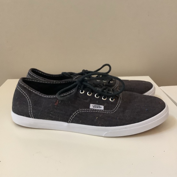 VANS shoes - Picture 4 of 8